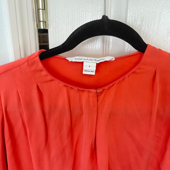 Diane Von Furstenberg Coral Tunic, sz 4 - Picture 6 of 12
